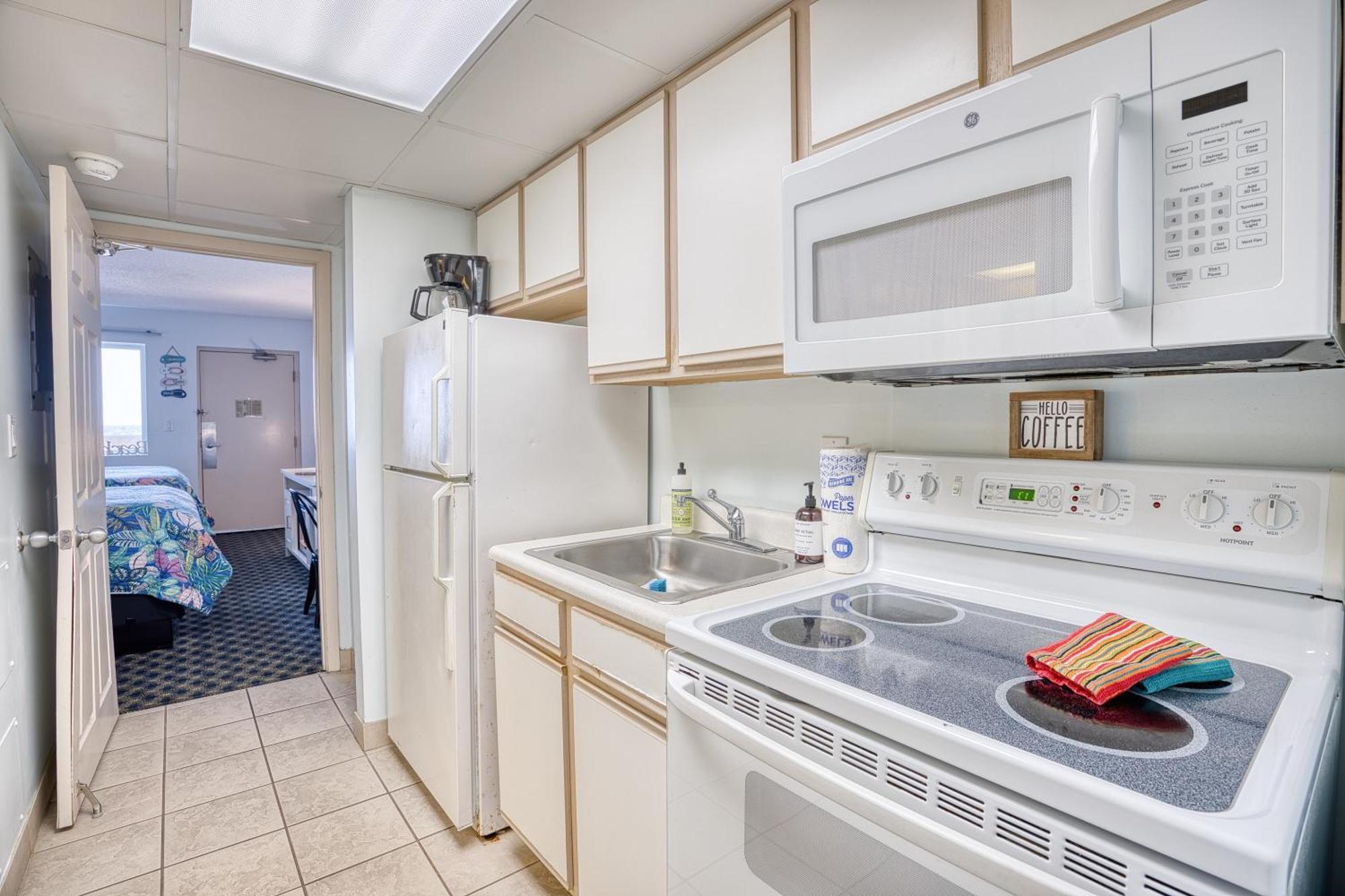 Oceanfront Beach Serenity Stay マートルビーチ エクステリア 写真